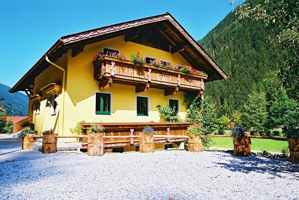 Zum Fuhrmann Apartment Neustift im Stubaital Bagian luar foto